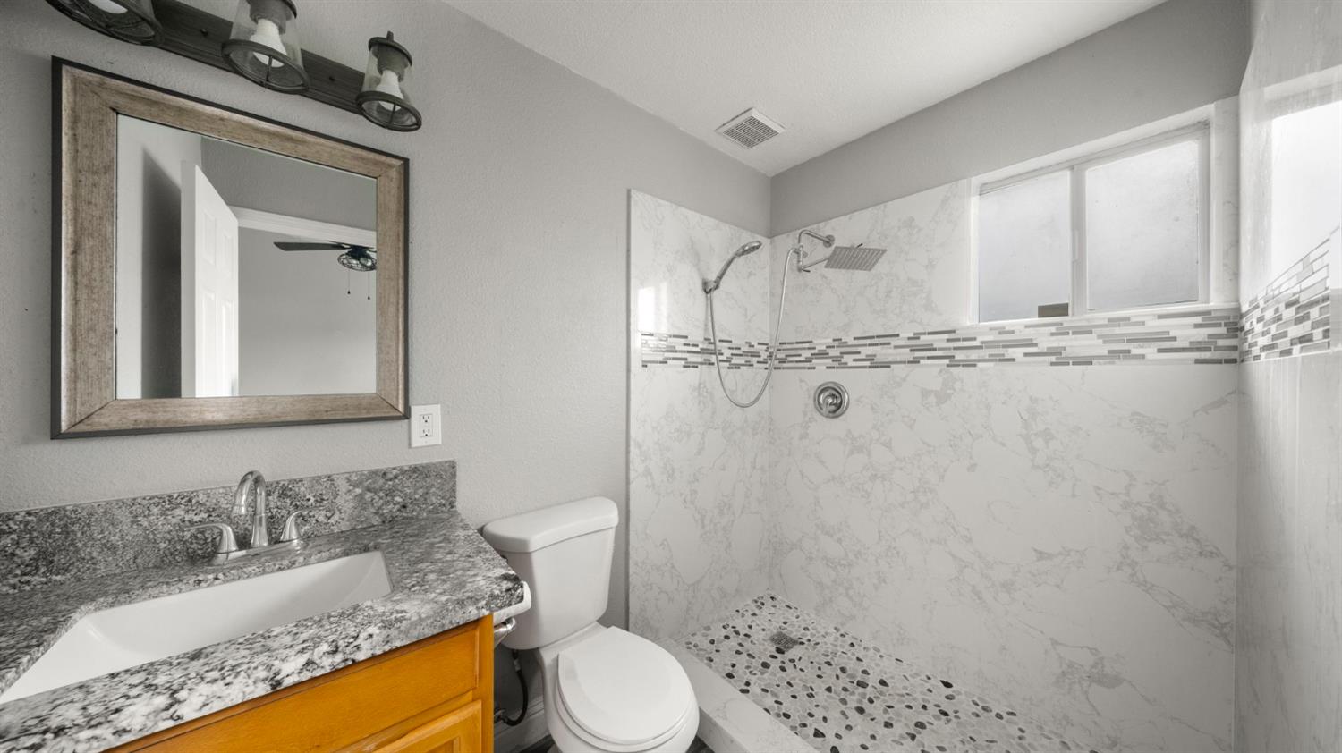 1500 Thorsen, Modesto, CA 95355