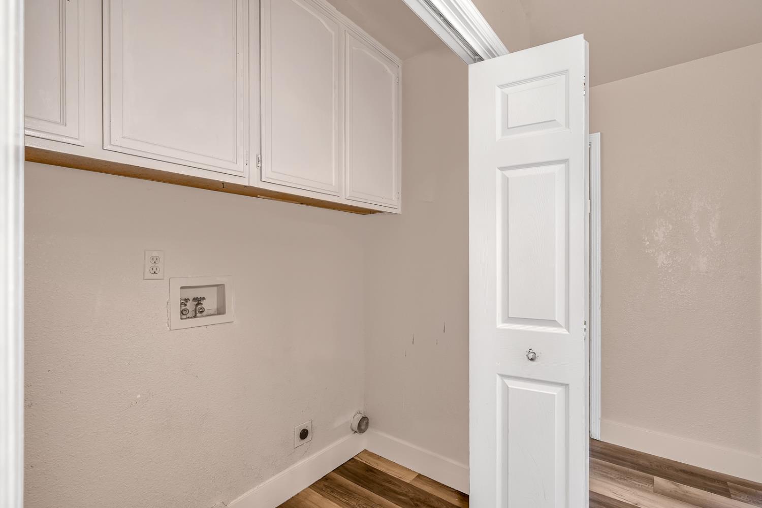 2408 Beatrice Ln, Modesto, CA 95355