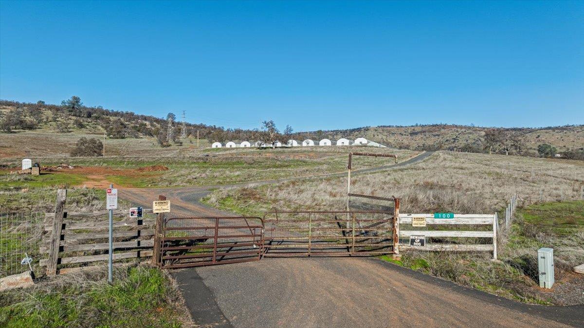 100 Hodson Rd, Copperopolis, CA 95228