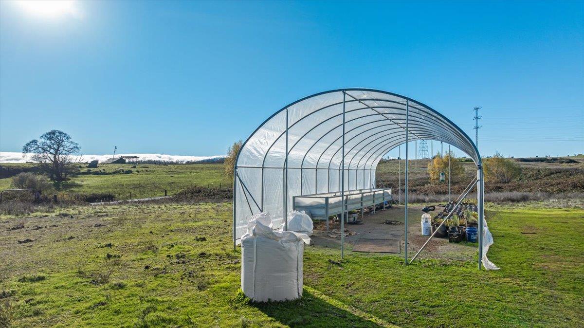 100 Hodson Rd, Copperopolis, CA 95228