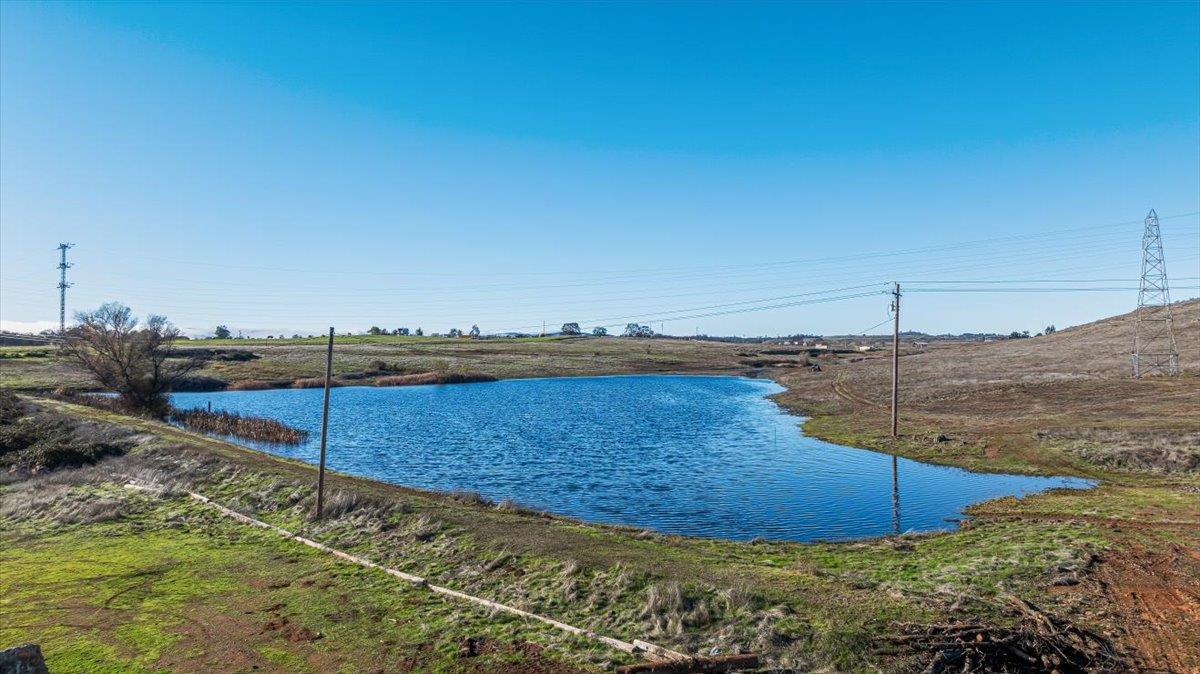 100 Hodson Rd, Copperopolis, CA 95228