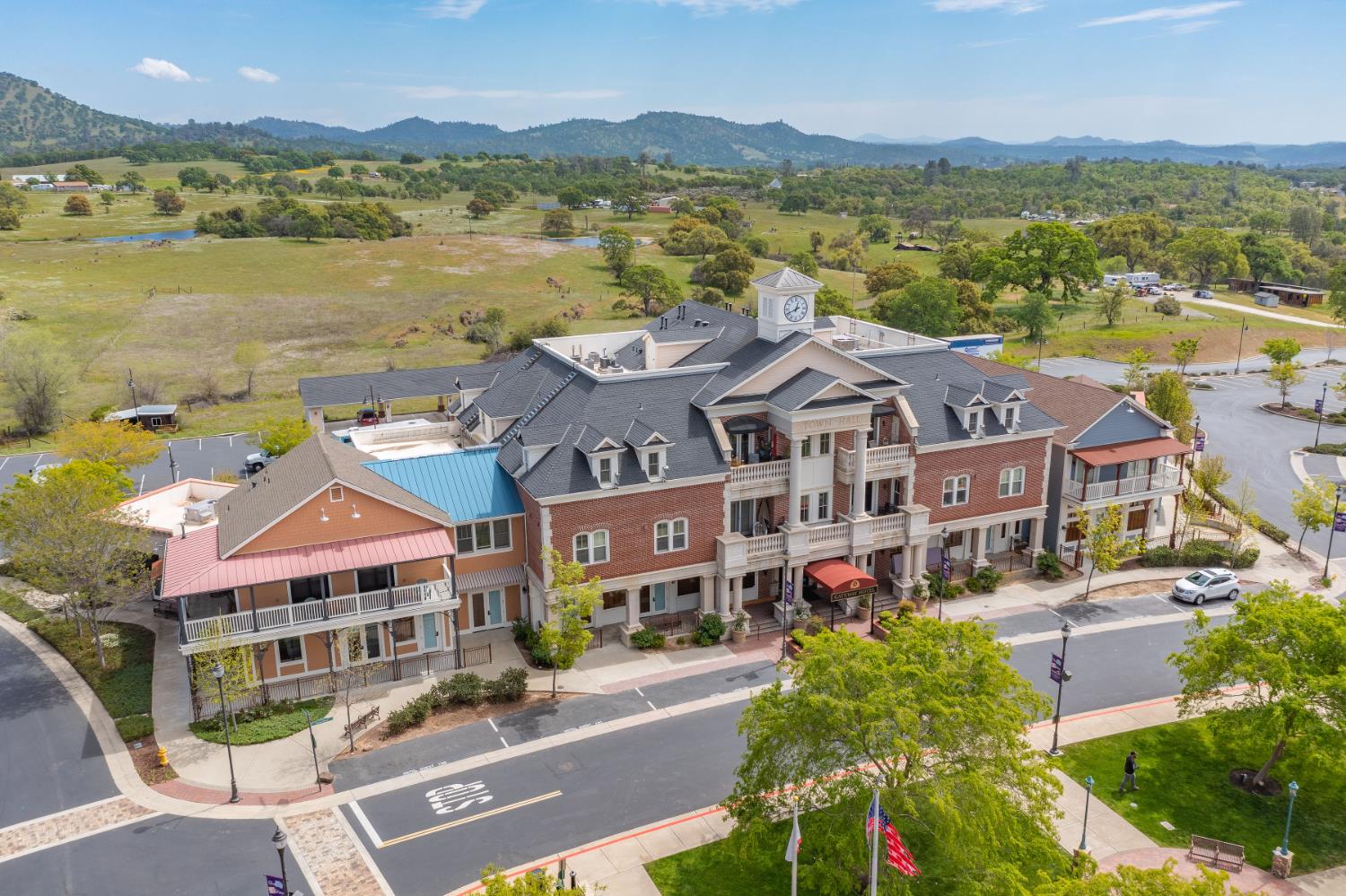 100 Hodson Rd, Copperopolis, CA 95228