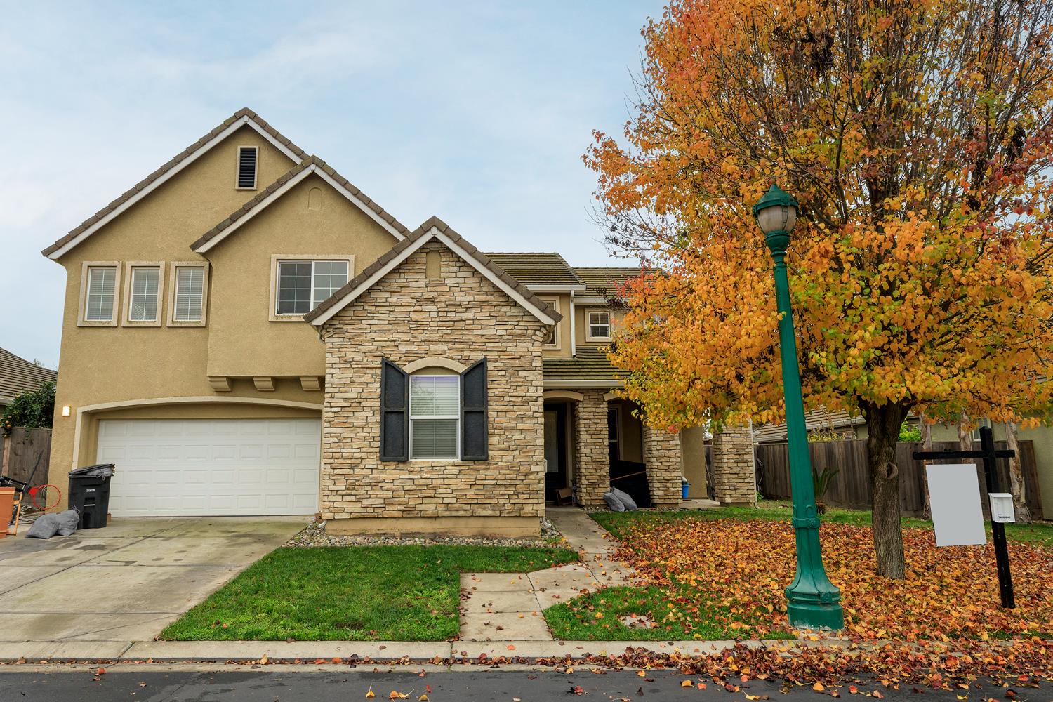 13716 Channel Ln, Waterford, CA 95386