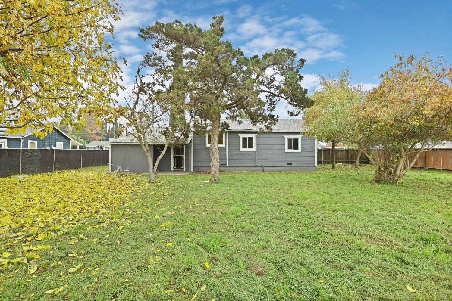 307 Joseph Rd, Manteca, CA 95336