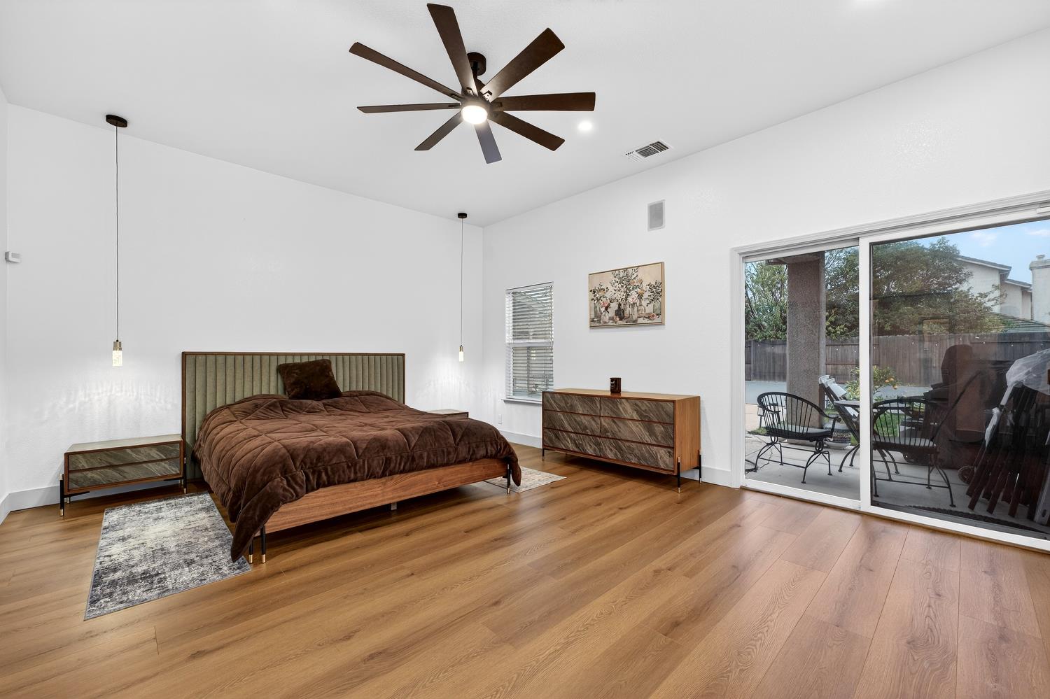 3221 Amethyst Way, Turlock, CA 95382