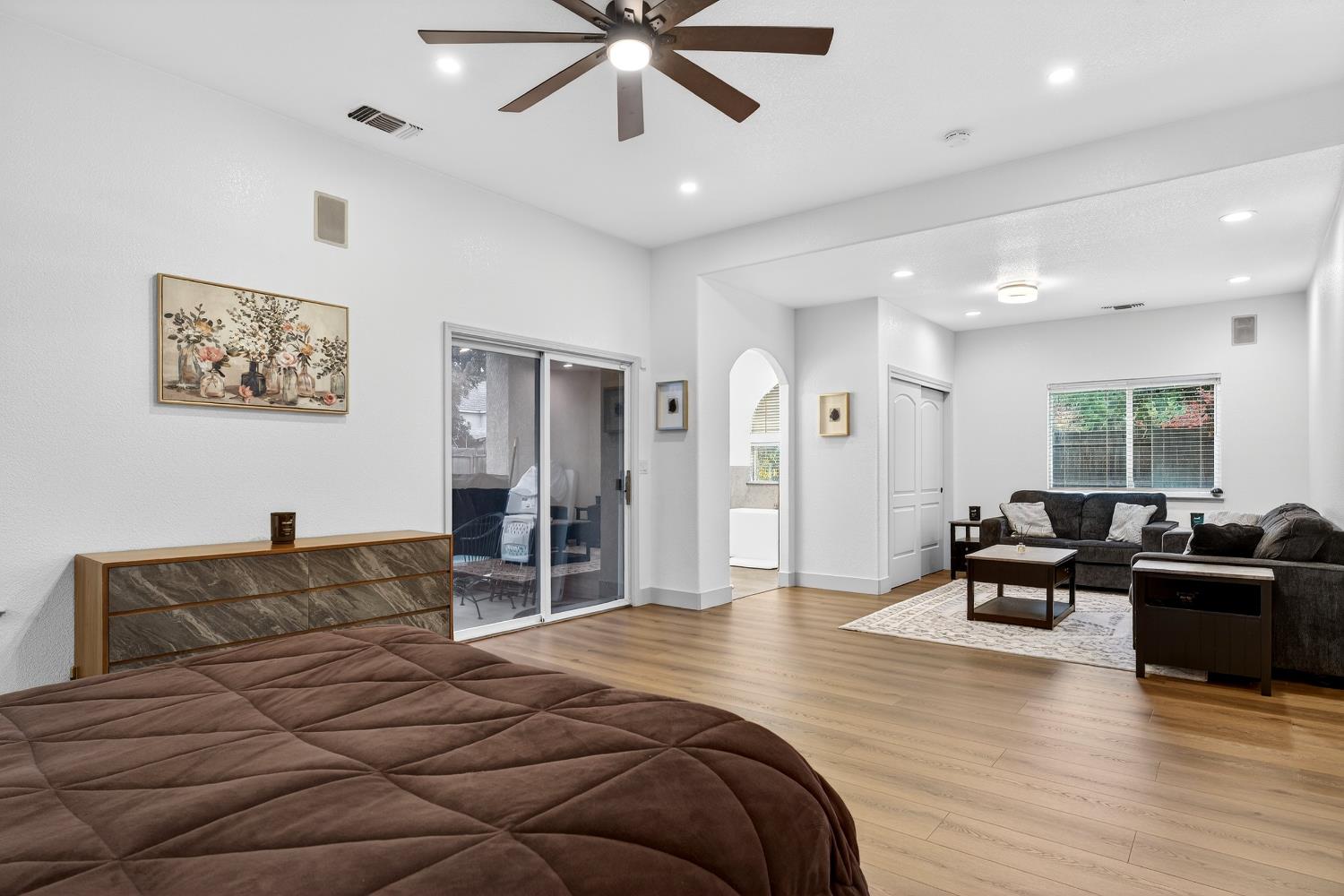 3221 Amethyst Way, Turlock, CA 95382