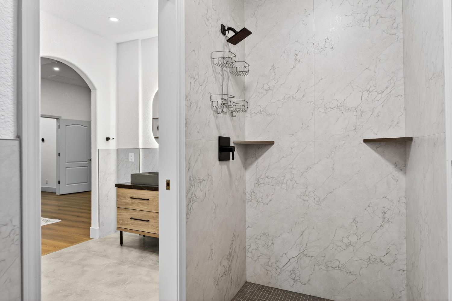 3221 Amethyst Way, Turlock, CA 95382