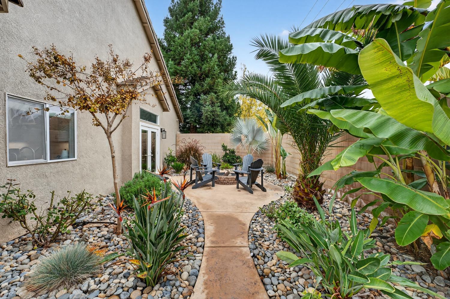 3221 Amethyst Way, Turlock, CA 95382