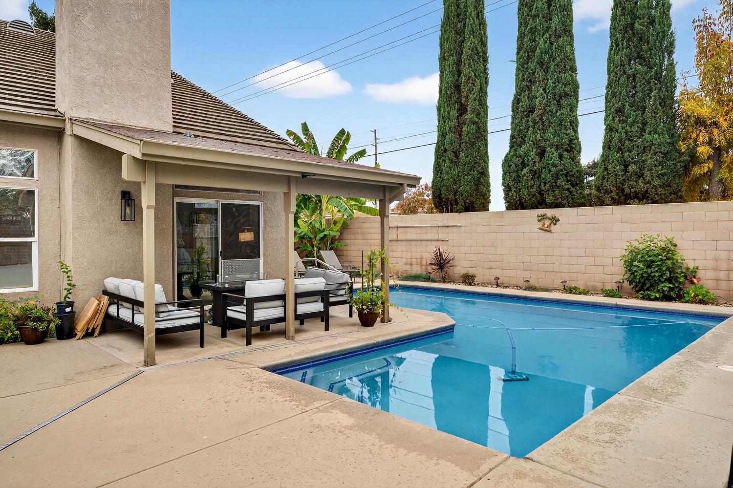 3221 Amethyst Way, Turlock, CA 95382