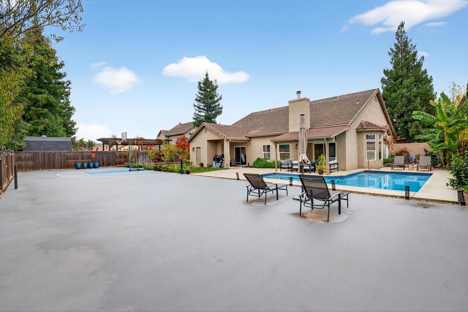 3221 Amethyst Way, Turlock, CA 95382