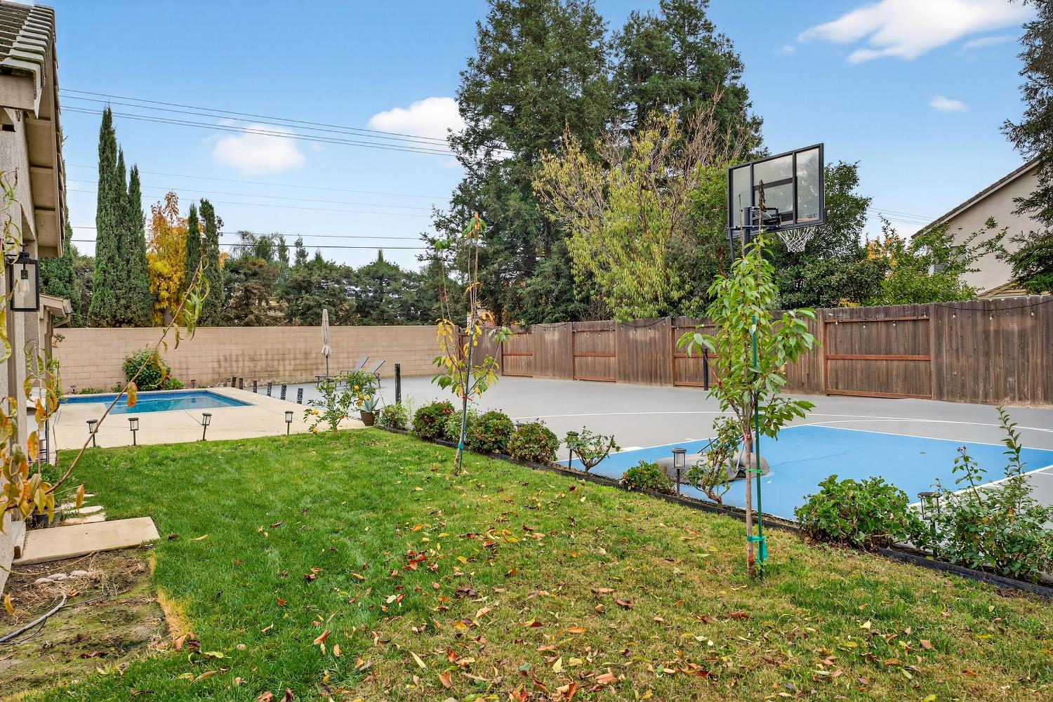 3221 Amethyst Way, Turlock, CA 95382