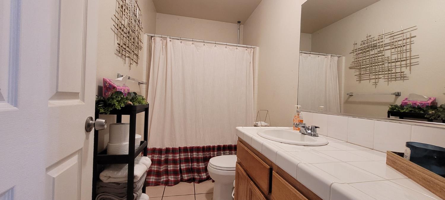 117 Maple St, Modesto, CA 95351