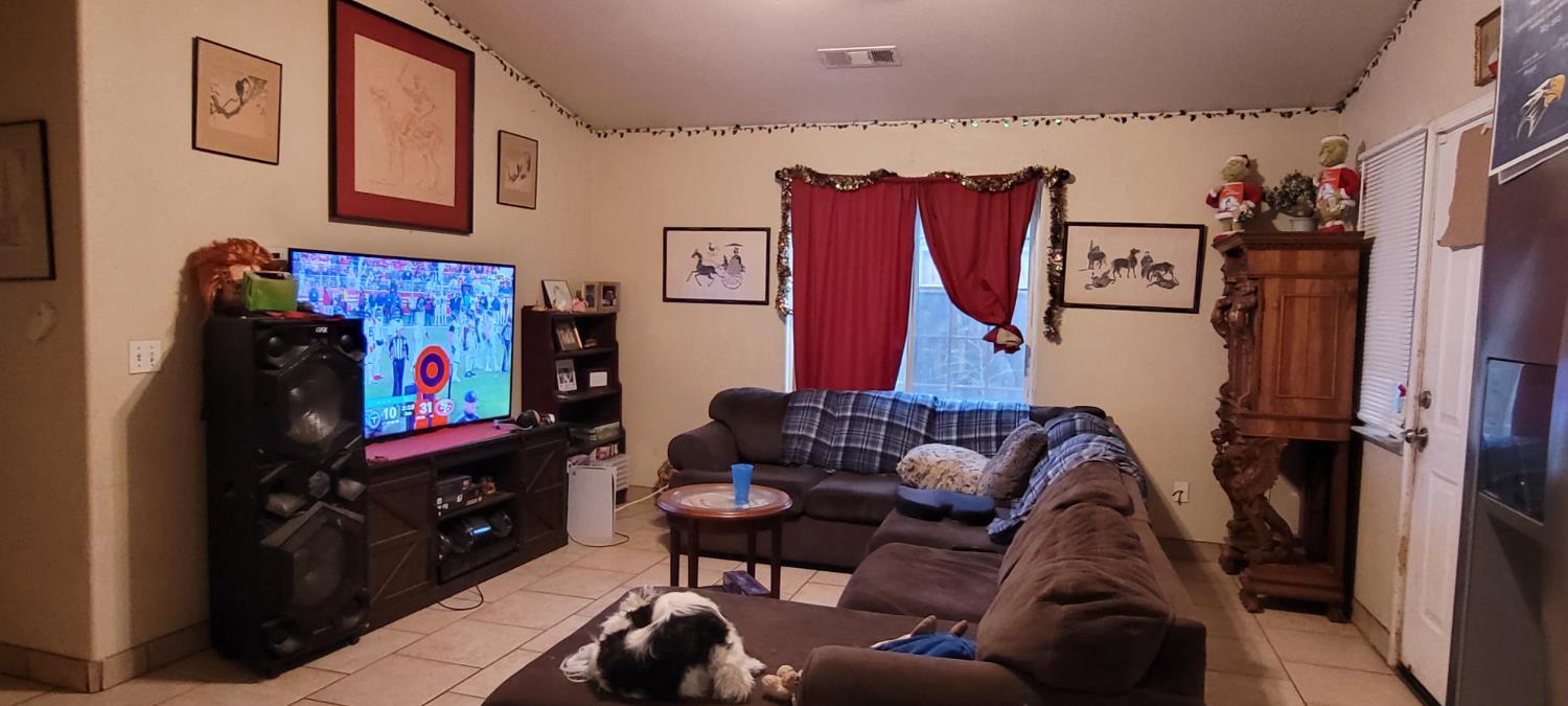 117 Maple St, Modesto, CA 95351