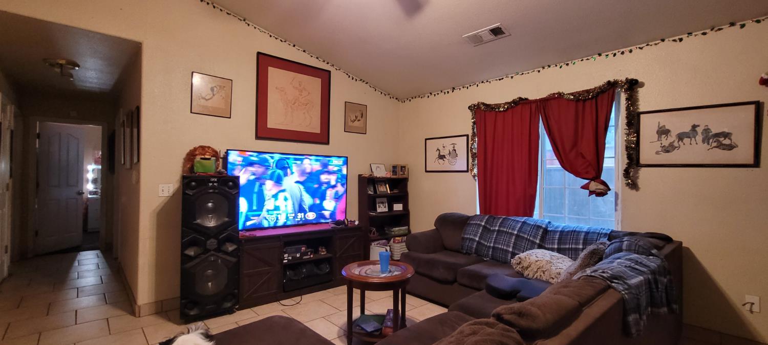 117 Maple St, Modesto, CA 95351