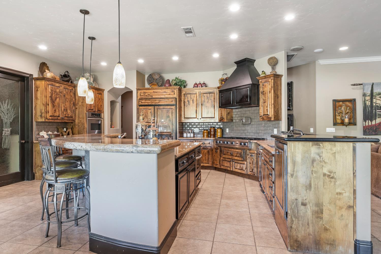 29533 E Chapman Way, Escalon, CA 95320