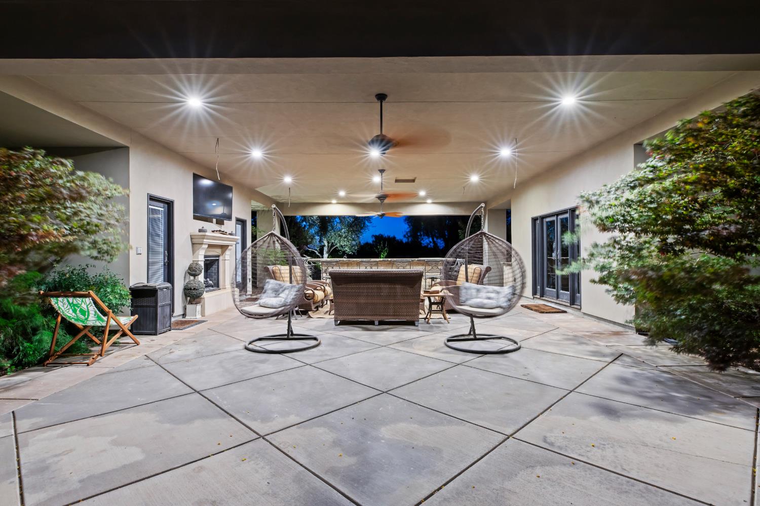 29533 E Chapman Way, Escalon, CA 95320