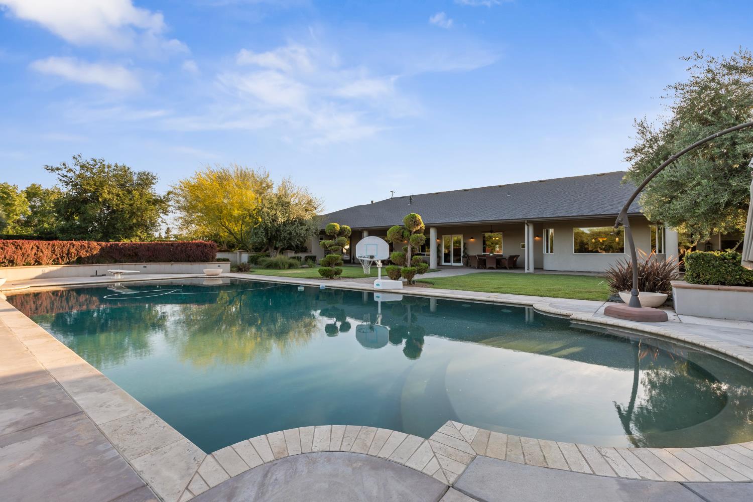 29533 E Chapman Way, Escalon, CA 95320