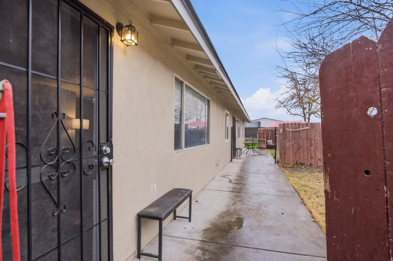 1931 Hackett Rd, Ceres, CA 95307