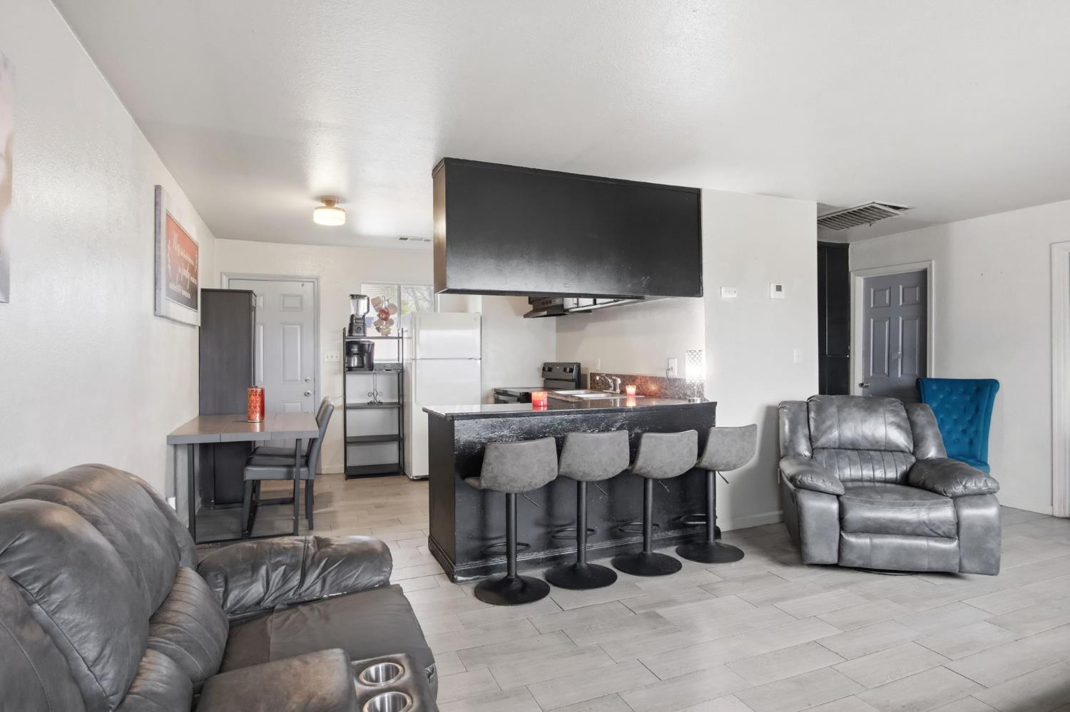 1931 Hackett Rd, Ceres, CA 95307