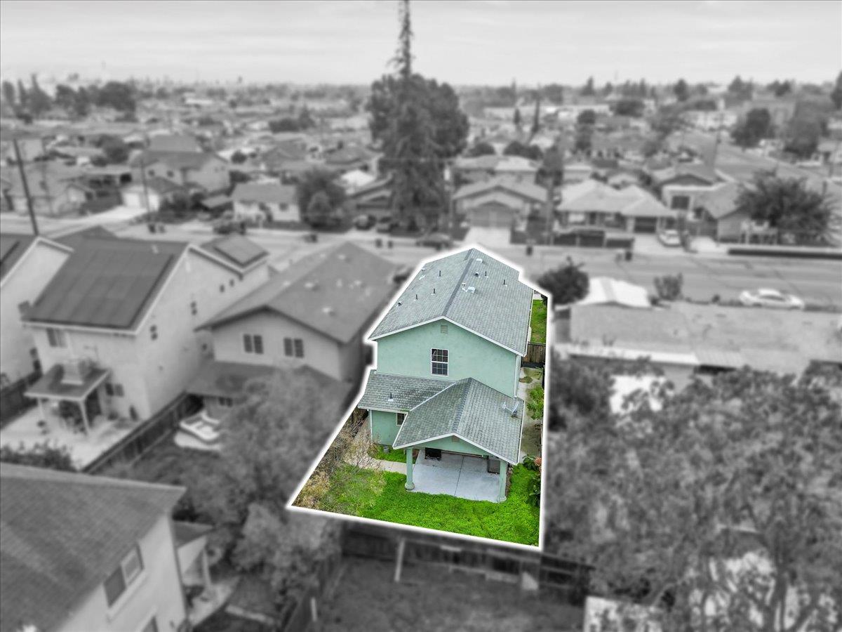 221 S 6th Ave, Oakdale, CA 95361