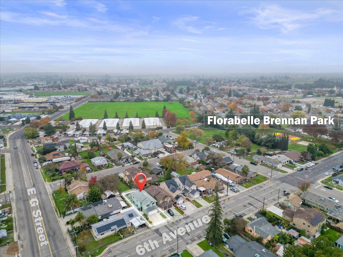 221 S 6th Ave, Oakdale, CA 95361