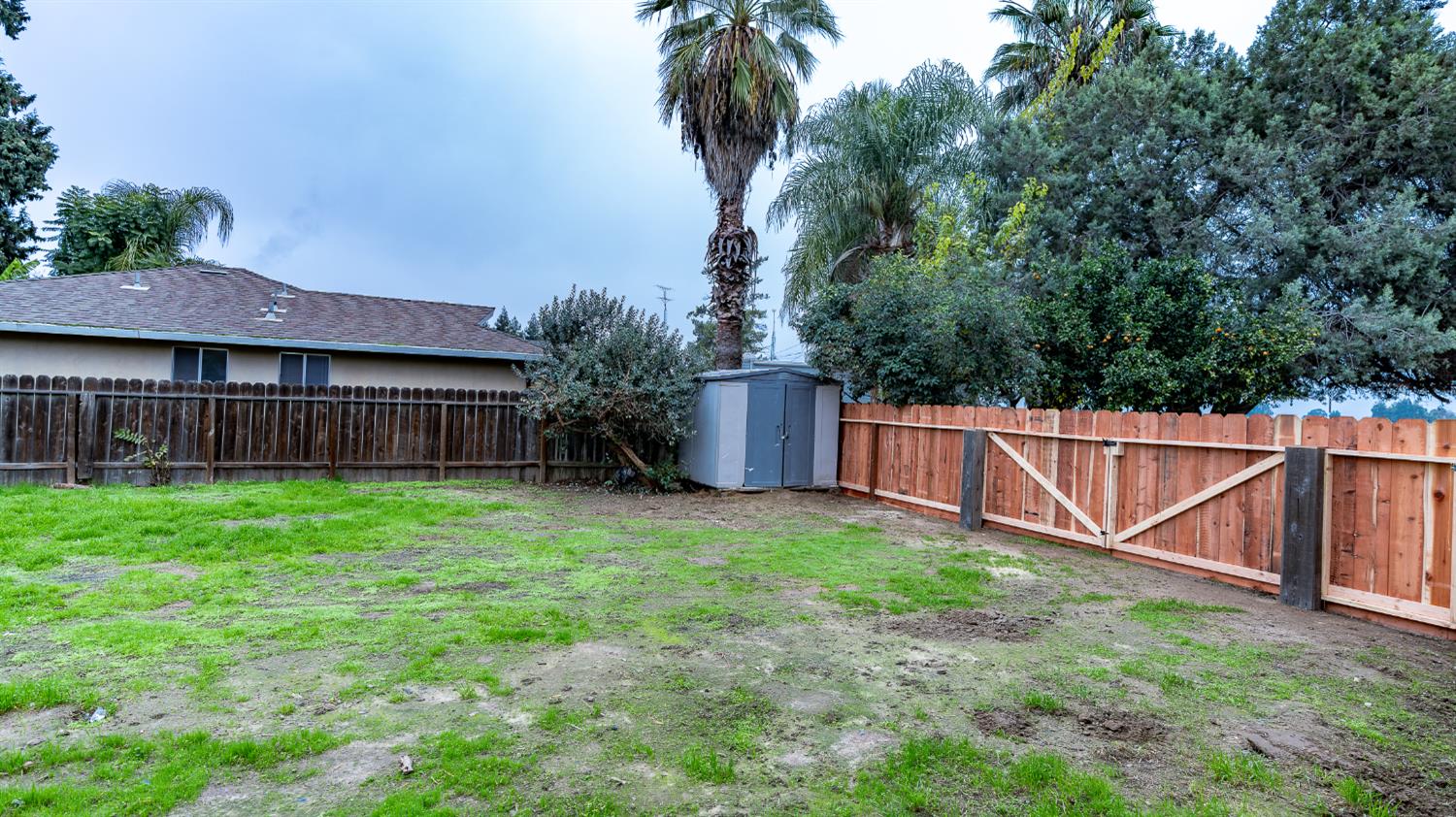12501 Riverside Rd, Waterford, CA 95386