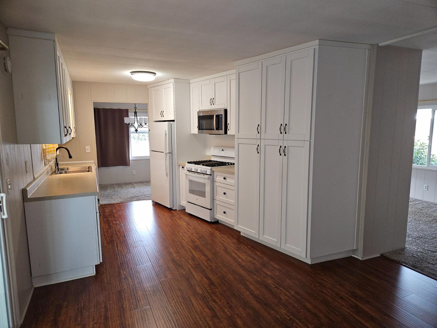 1830 Yosemite Ave #4, Manteca, CA 95336