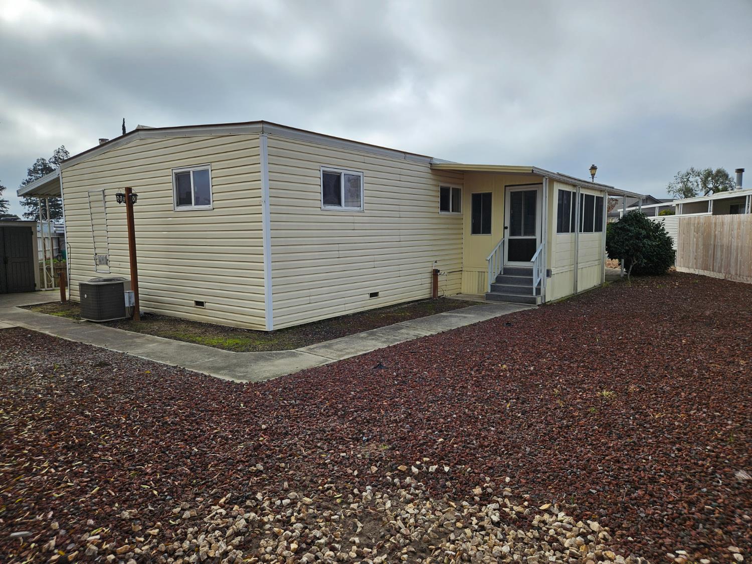 1830 Yosemite Ave #4, Manteca, CA 95336