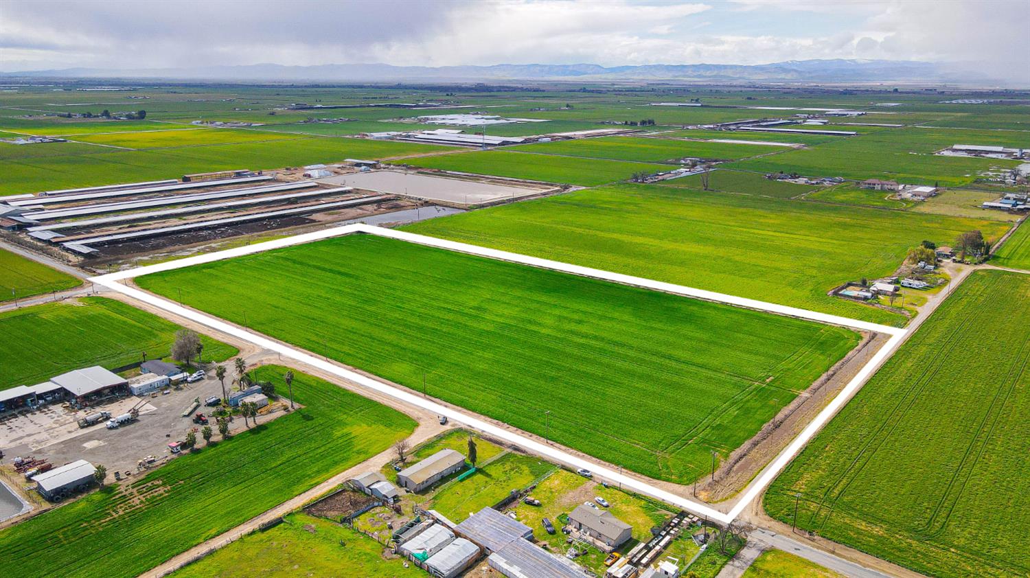 6425 S Prairie Flower Rd, Turlock, CA 95380