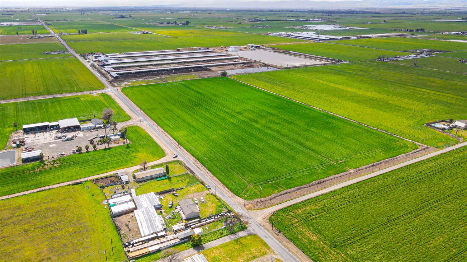 6425 S Prairie Flower Rd, Turlock, CA 95380