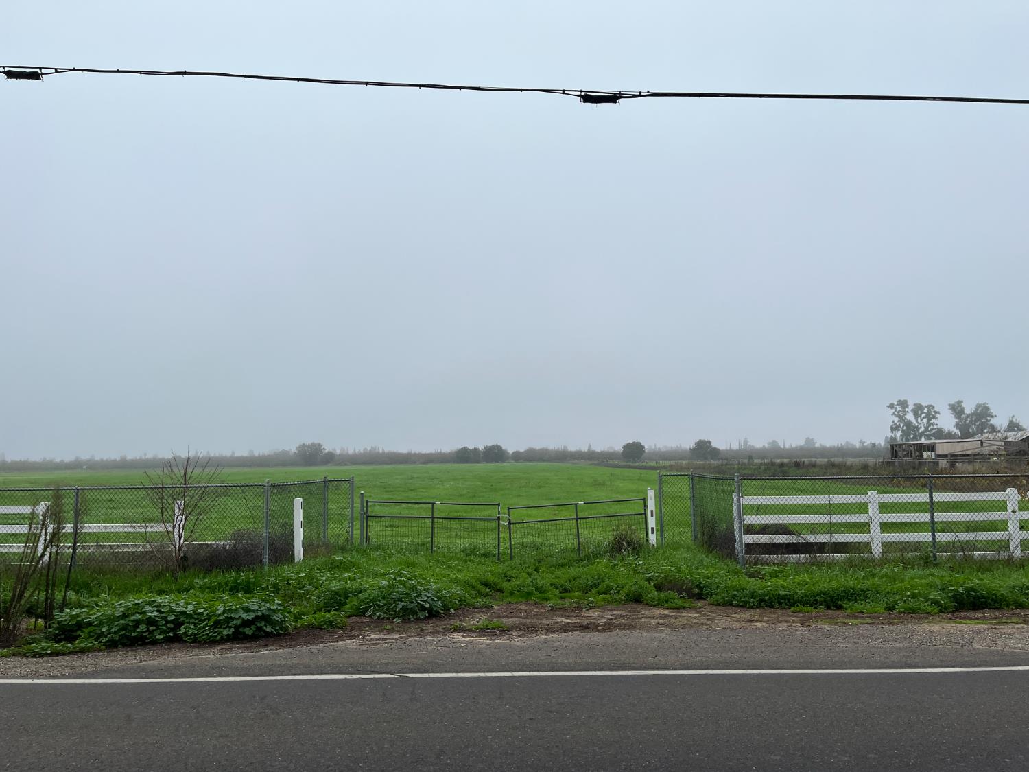 26304 E Mahon Ave, Escalon, CA 95366