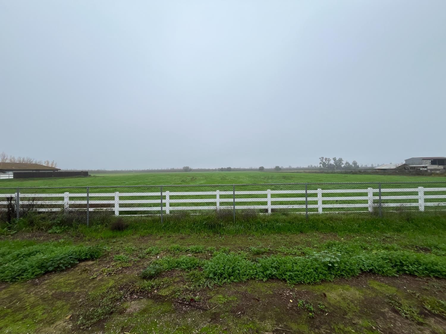 26304 E Mahon Ave, Escalon, CA 95366