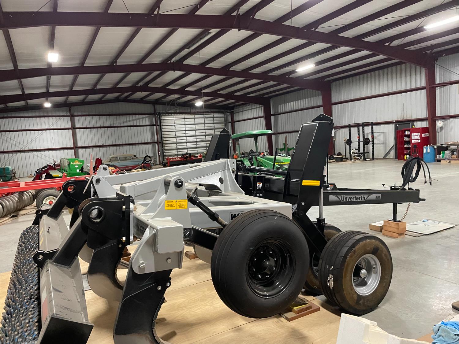 8631 Mitchell Rd, Ceres, CA 95307