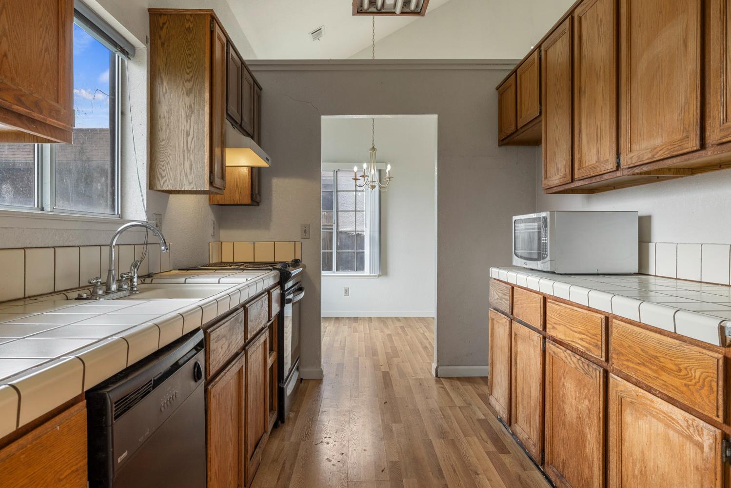 538 Chesterfield Dr, Patterson, CA 95363