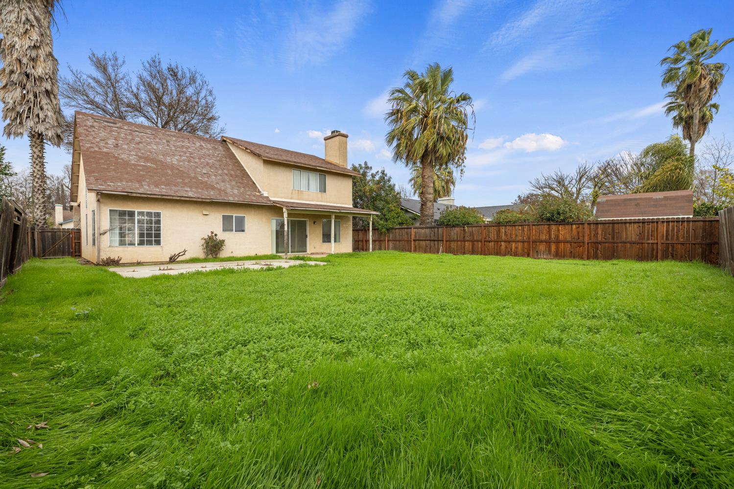 538 Chesterfield Dr, Patterson, CA 95363