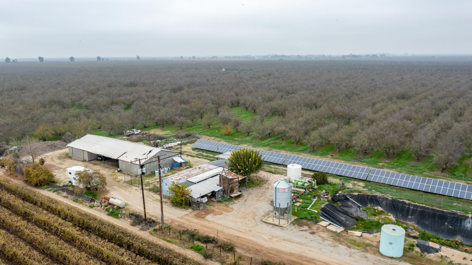 1941 N Dietz Rd, Earlimart, CA 93219