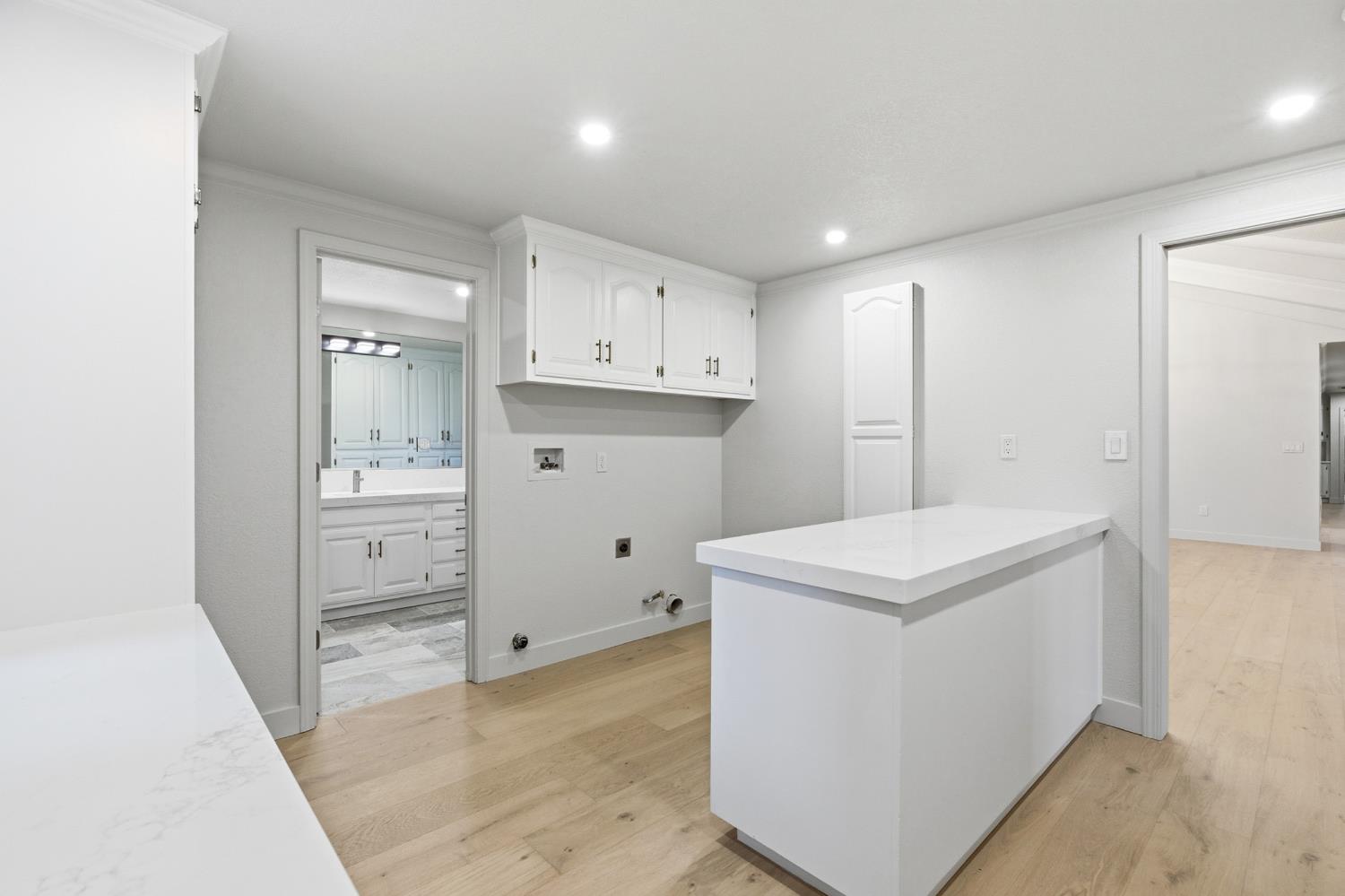 7304 Spy Glass Dr, Modesto, CA 95356