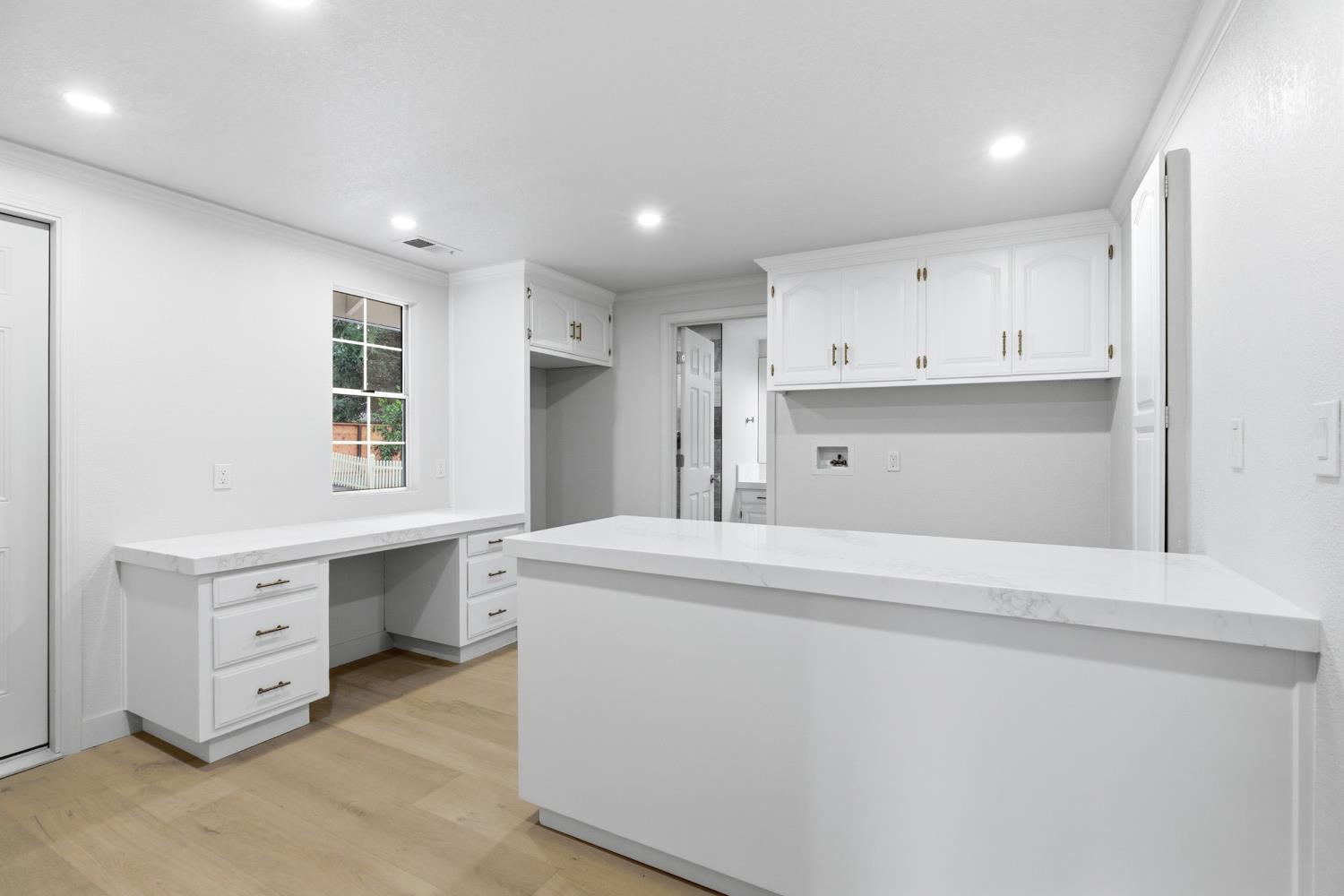 7304 Spy Glass Dr, Modesto, CA 95356