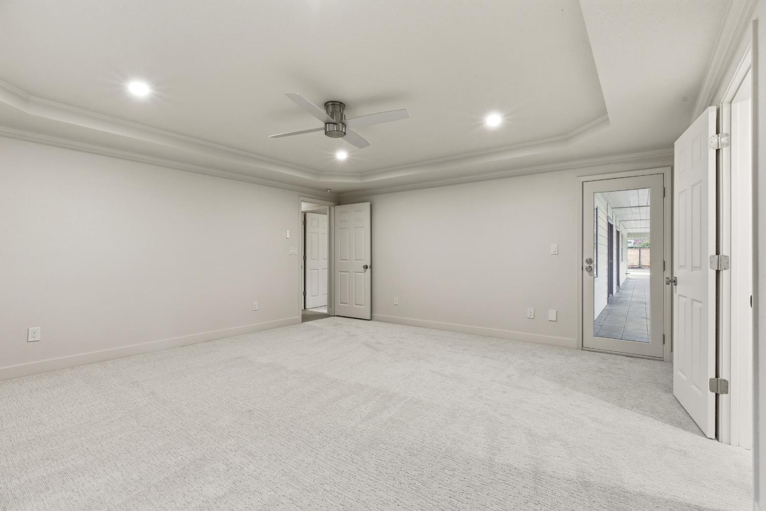 7304 Spy Glass Dr, Modesto, CA 95356