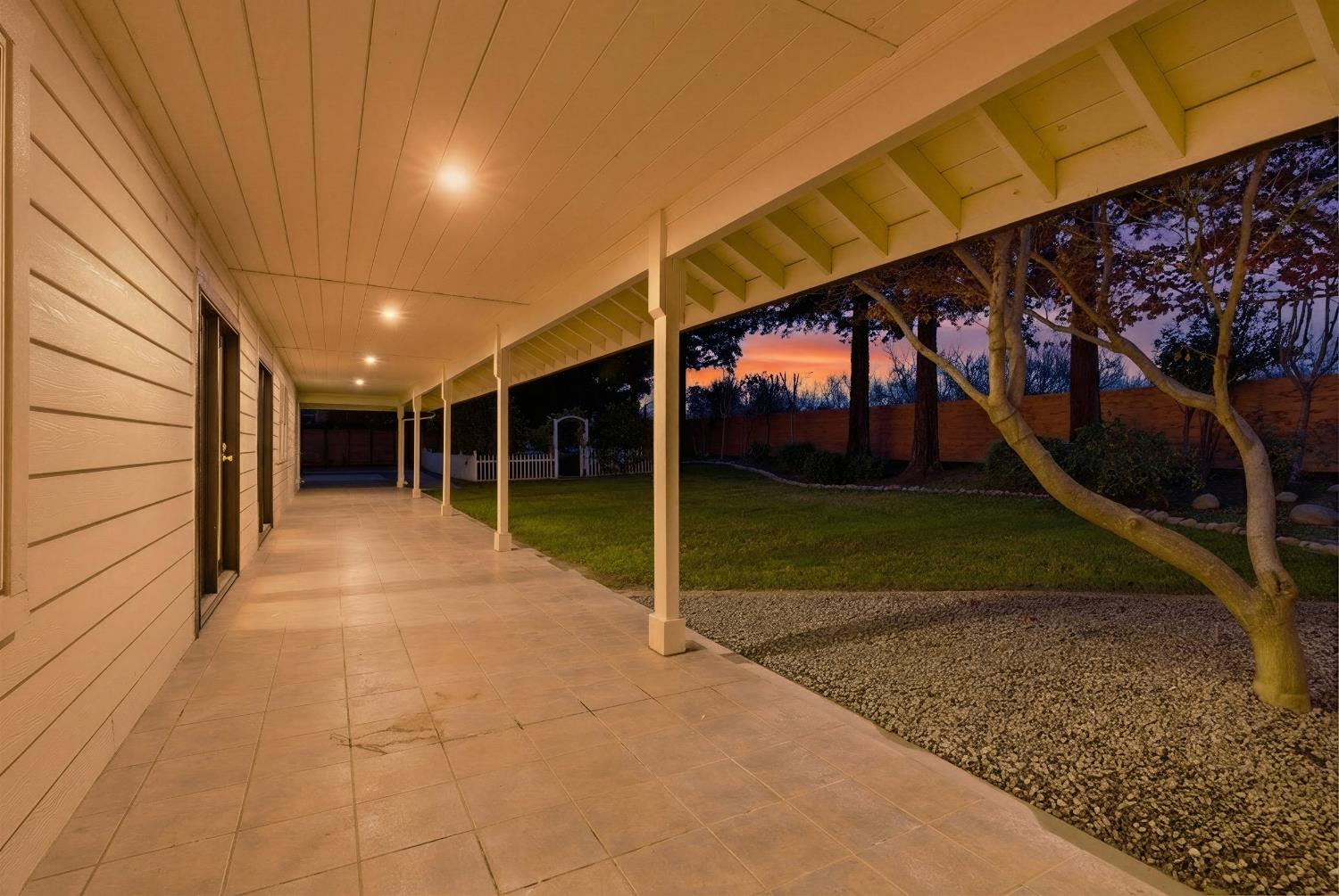 7304 Spy Glass Dr, Modesto, CA 95356