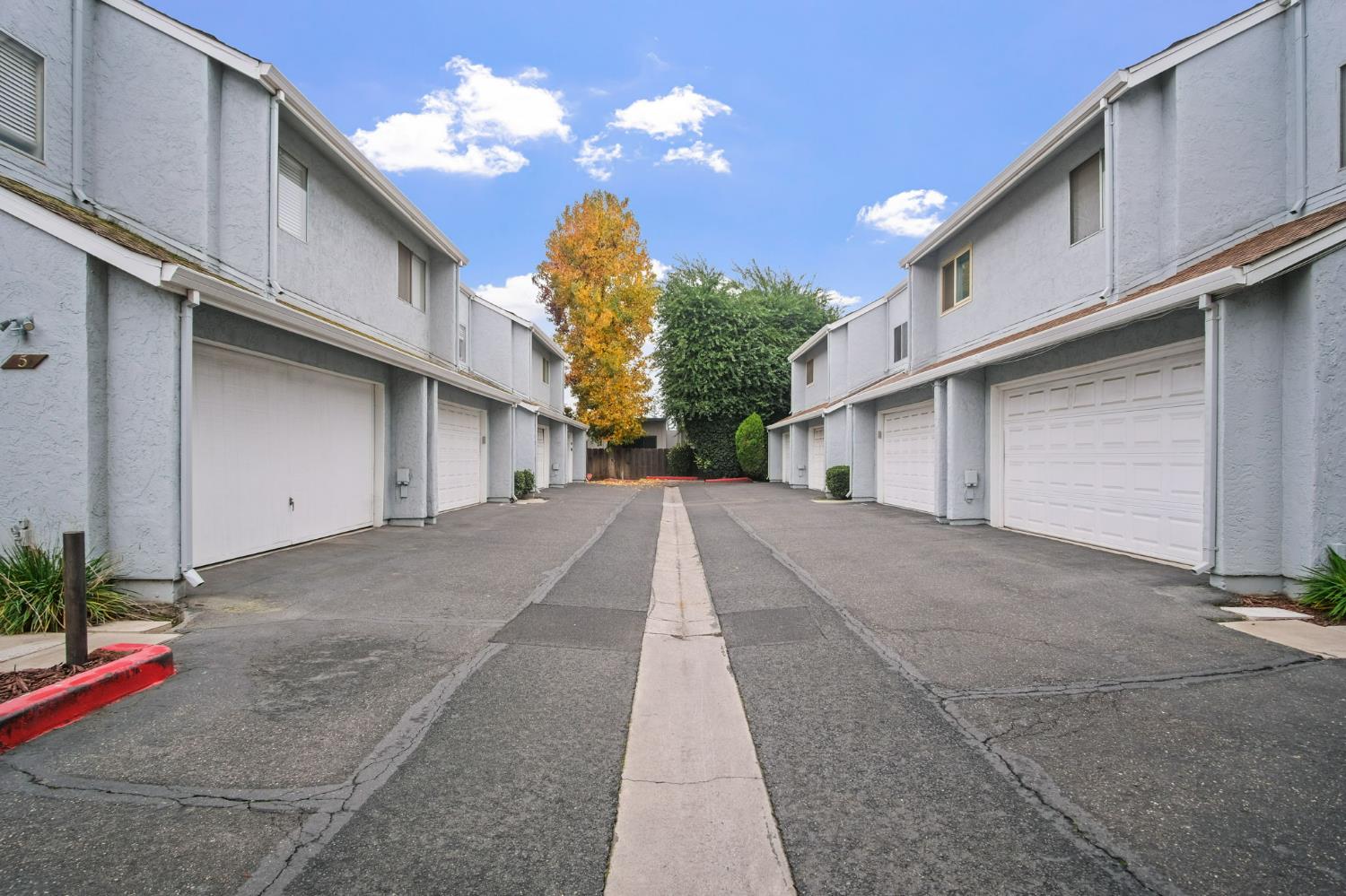 817 E Orangeburg Ave #8, Modesto, CA 95350