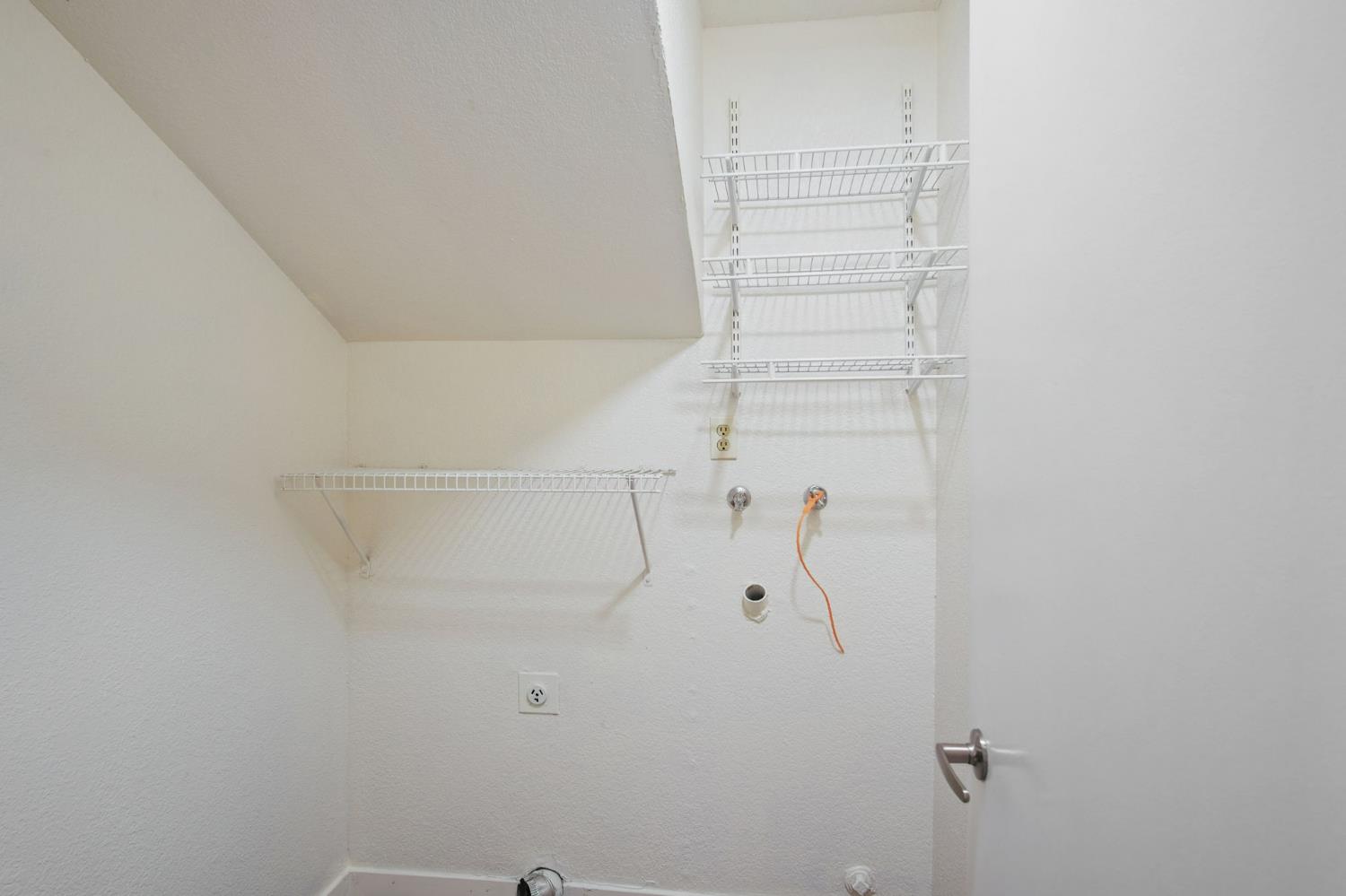 817 E Orangeburg Ave #8, Modesto, CA 95350