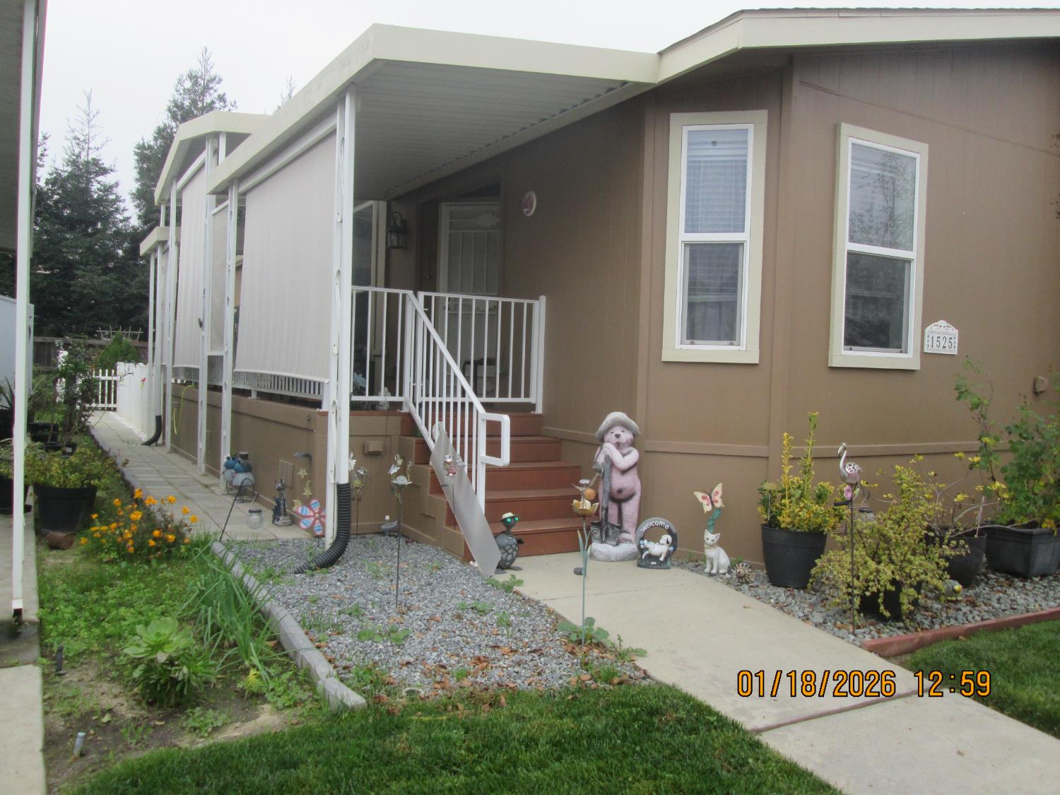 1525 Duke Dr, Livingston, CA 95334