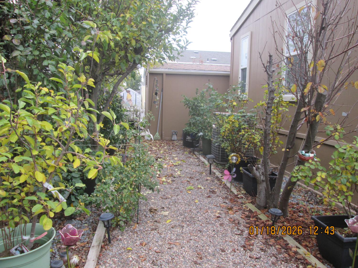 1525 Duke Dr, Livingston, CA 95334