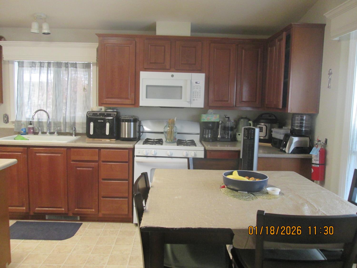 1525 Duke Dr, Livingston, CA 95334