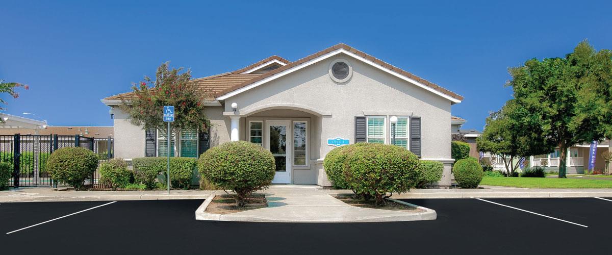 1525 Duke Dr, Livingston, CA 95334