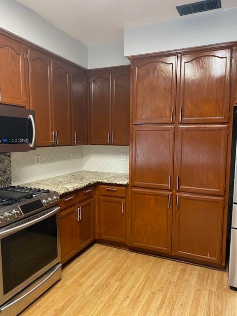 853 Neal Ct, Los Banos, CA 93635