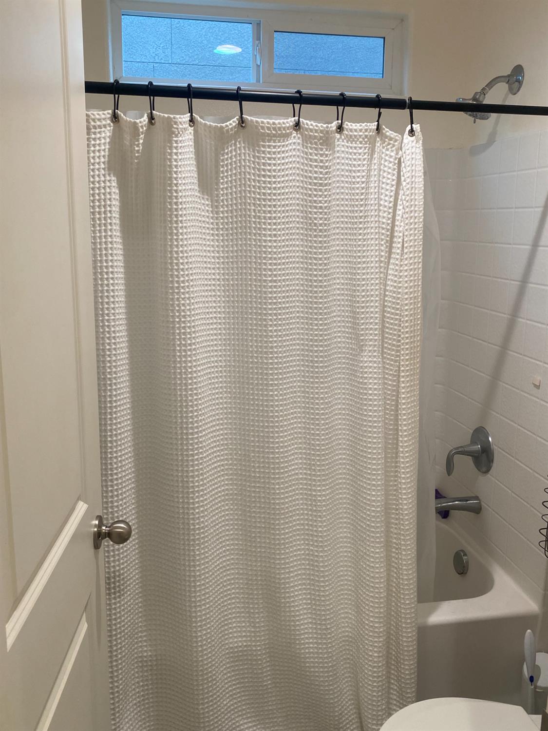 836 W Winchell Way, Madera, CA 93636