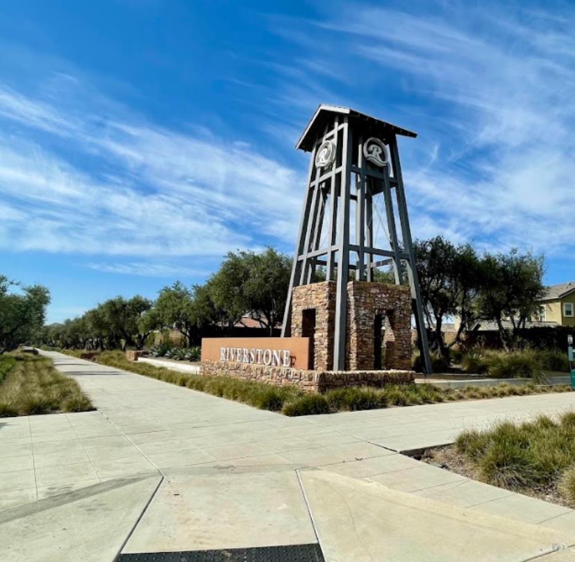 836 W Winchell Way, Madera, CA 93636