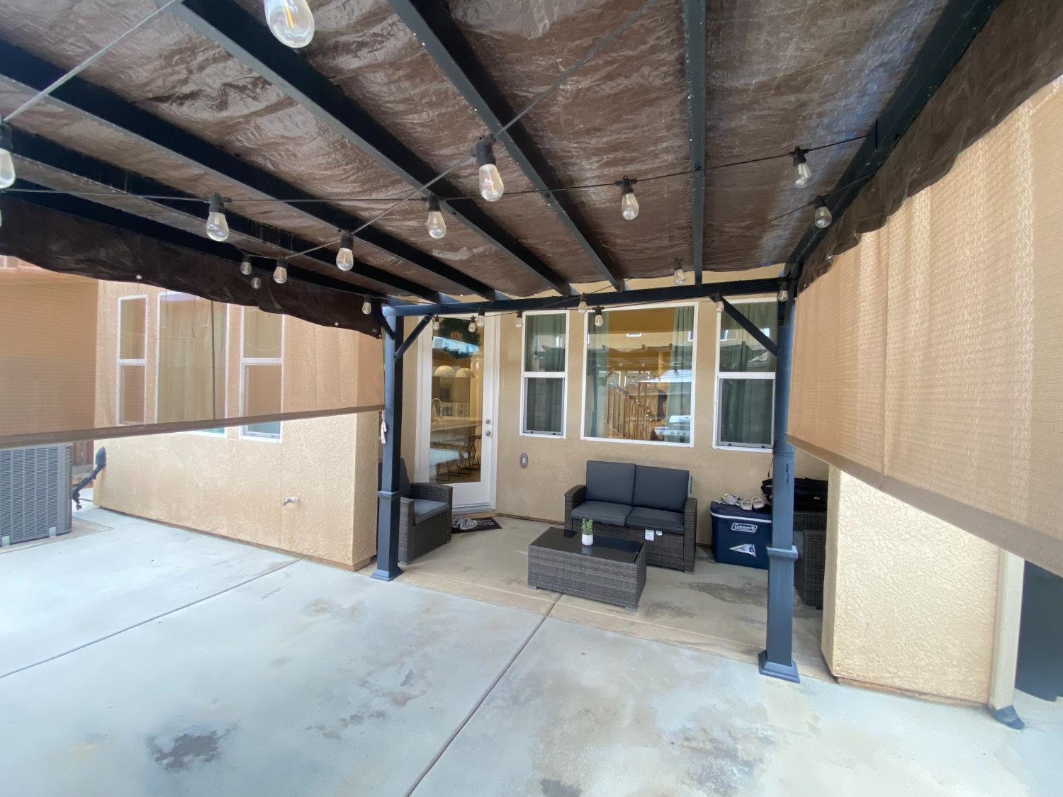 836 W Winchell Way, Madera, CA 93636